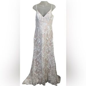 Madi Lane Size 12 wedding dress Ivory Floral Lace Mocha Underlay Train Zip Back